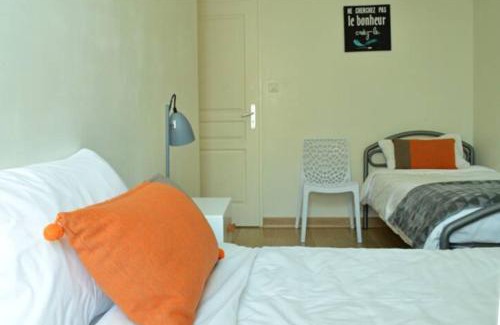 Poitiers House | Maison St Eloi by iZiLi *Futuroscope*Jardin*