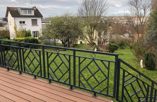 Rueil-Malmaison House | Maison sur le Mont Valérien Avec Terrasse et Grand Jardin. Tout Proche de Paris!
