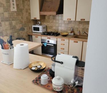 Lambesc House | Maison T4, campagne Provençale calme, tout confort