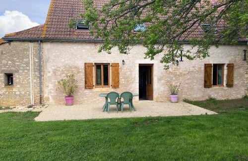 Etrechet House | Maison typique en Berry avec fibre et cour privée - FR-1-591-746