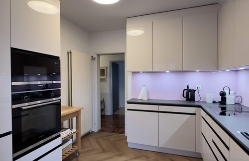 Oerlikon Apartment | Maisonnette apartment in the city on 2 floors.