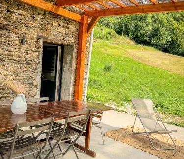 Albertville House | Maisonnette des vignes