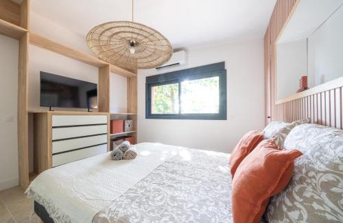 Cazaux House | Maisons PontCanal, 2 villas réunies au bord du canal à Cazaux