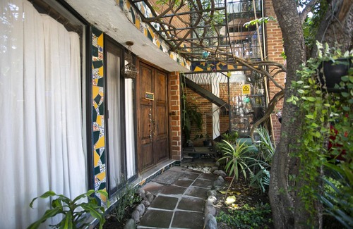 Cholula Apartment | Majikal BnB Martinlandia (Krishna)