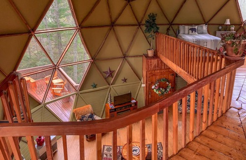 Grassy Creek Cabin | Make September Unforgettable in Your Carolina Mountain Retreat!