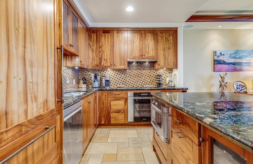 Wailea Condo | Makena Surf B204 Beachfront Resort - 2 Bedroom Oceanfront Condo