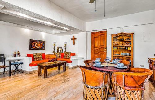Downtown Puerto Vallarta Apartment | Malecon Beach Side Downtown Condo