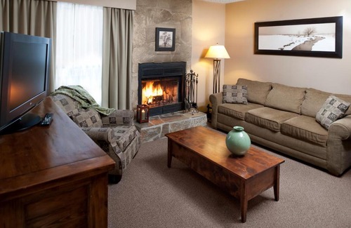 Jasper Cabin | Maligne Lodge