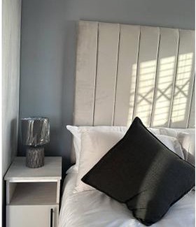 Khayelitsha Apartment | Malithabo