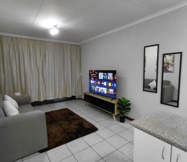 Newcastle Apartment | Mama R's 86