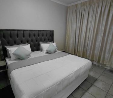 Newcastle Apartment | Mama R's 86