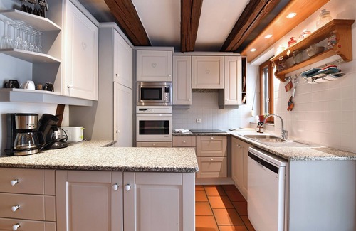 Kaysersberg-Vignoble House | Manala *, Alsatian house for 7 to 9 people in Kaysersberg - 3 bedrooms, 2 bathrooms, veranda