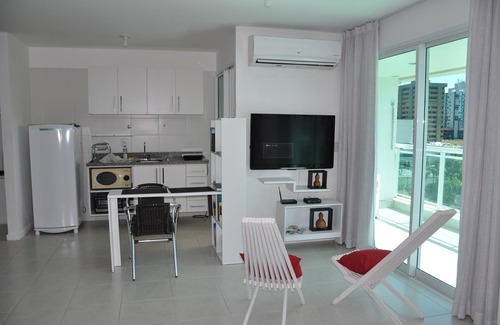 Caminho das Arvores Apartment | Mandarin Salvador Shopping