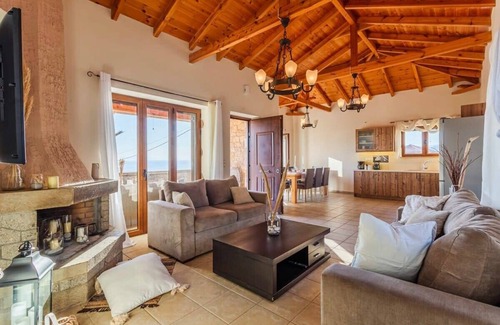 Lefktron Villa | Mani Panoramic Views - Private Sunny Retreat