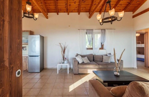 Lefktron Villa | Mani Panoramic Views - Private Sunny Retreat