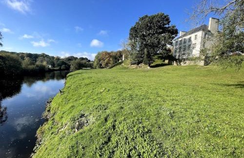 Pontrieux Apartment | Manoir avec parc au bord du Trieux - Grand Appartement