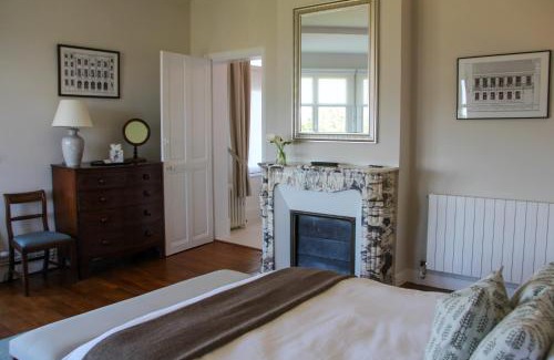 Chenehutte-Treves-Cunault Bed & Breakfast | Manoir de Beauregard - Cunault
