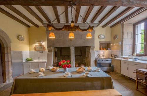 Plounevez-Lochrist Other | Manoir de Keraouël