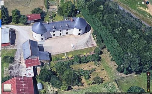 Chavagne Apartment | Manoir de la Guignardiere - Charme et Douceur