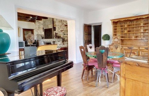 Gresy-sur-Aix House | Manoir de la Tour in a magnificent park overlooking Lac du Bourget