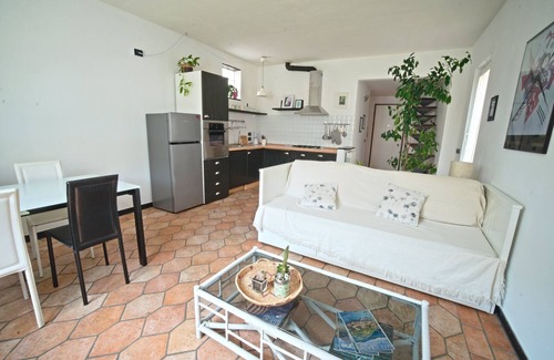 Rezza Apartment | Mansarda Limoni