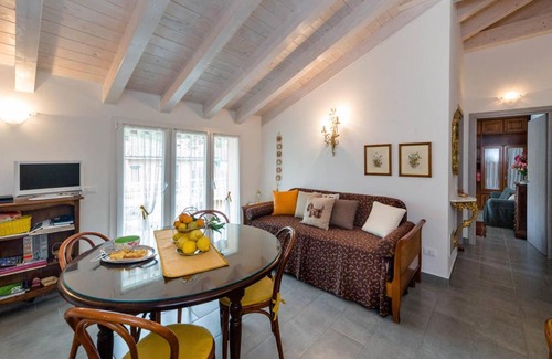 Casarza Ligure Apartment | Mansarda Lina