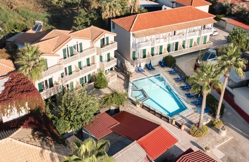 Agios Sostis House | Manthos Apts - Bungalow