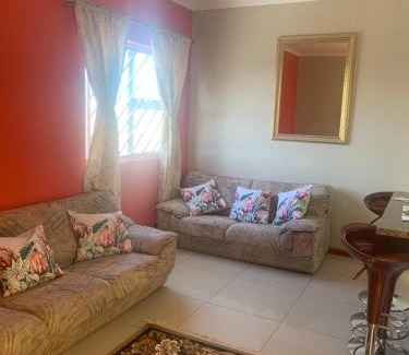 Cape Town Apartment | manu'z