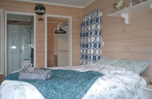 Kaukapakapa Bed & Breakfast | Manuka Views - Close to Thermal Hot Pools