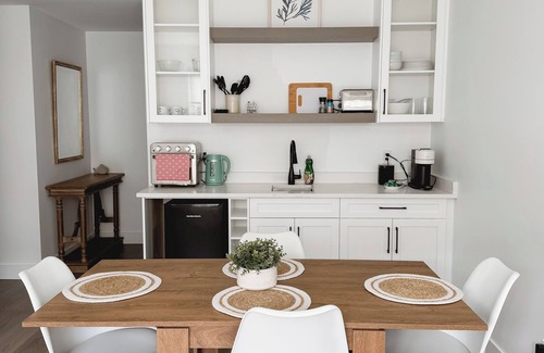 North Cowichan Apartment | Maple Bay Hideaway suite NEW - 1 Bed 1 bath in Maple Bay