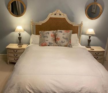 Old Bed & Breakfast | Maple House