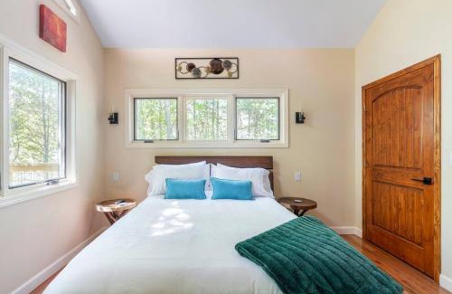 Marshall Other | Maple Treehouse Cabin - Rustic Luxury Near Asheville