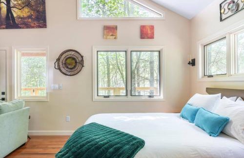 Marshall Other | Maple Treehouse Cabin - Rustic Luxury Near Asheville