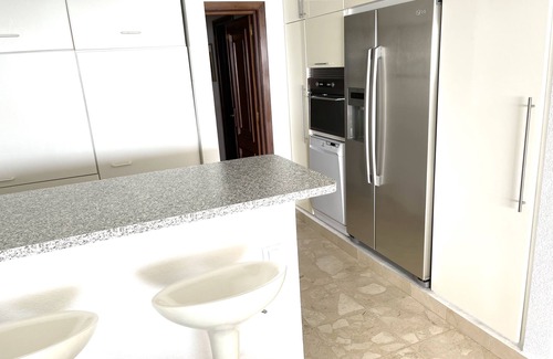 Marbella City Centre Apartment | MARBELLA CITY CENTRE and BEACH FRONT! Great view and big terrace.