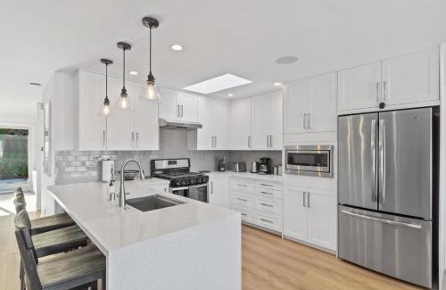 Sugarloaf House | @ Marbella Lane - 3BR w/sweeping views of Bay Area