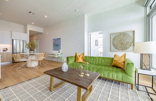 Waterfront Apartment | @ Marbella Lane - Sleek Corner | Ocean View