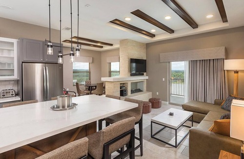 Marble Falls Resort | Marble Falls Resort 2bdr Presidential