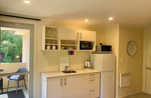 Dunedin Apartment | March Apartments