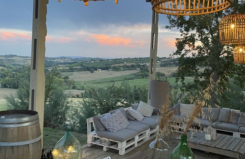 Corinaldo House | Marchiaanse Boerderij, Panoramisch Uitzicht, Zwembad, Grote Tuin, Dichtbij zee