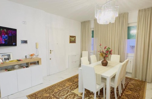 Quartiere XI Portuense Apartment | Marconi House - A un passo da Trastevere