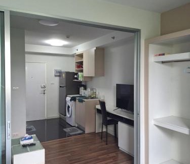 Bang Kra So Apartment | Mari's space