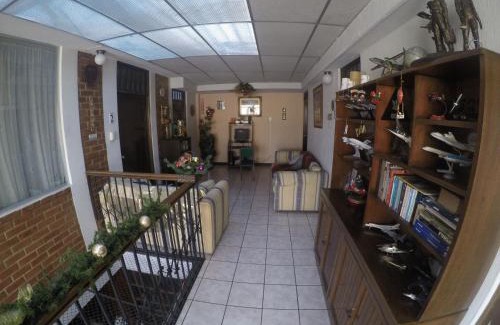 Zona 13 Bed & Breakfast | Mariana's Petit Hotel