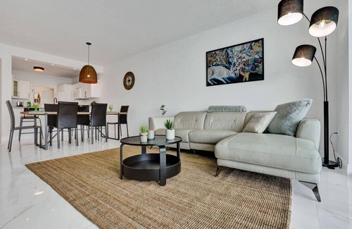 Sunny Isles Beach Apartment | marina bay sunny isles 1005 Water view