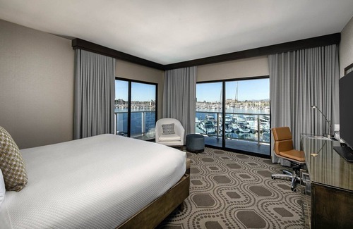 Marina del Rey Hotel | Marina del Rey Hotel