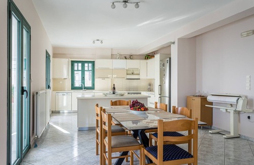 Kardamyli Apartment | MARINA HOME