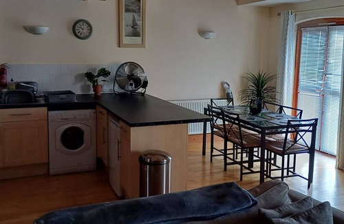 Milford Haven Apartment | Marina Outlook Apartment