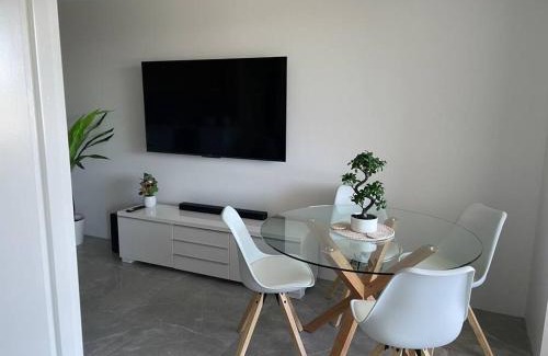 Sandstone Point Apartment | Marina Point