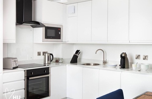 Hull Apartment | Marina Suite - 1 Bed Duplex (104)