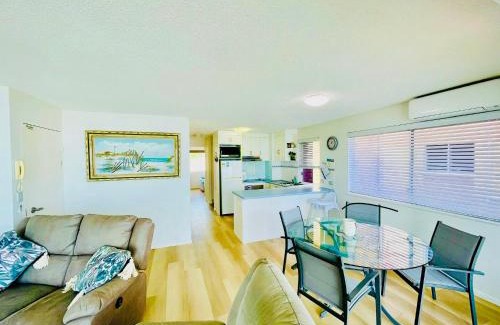 Urangan Apartment | MarinaView Unit 24 - Break Free Resort- 2 Bedroom Self Contained