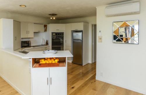Napier House | Marine Parade Magic - Napier Holiday Home